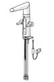 Küchenarmatur in Chrom-Finish von HANSA mit einem langen, geschwungenen Auslauf und Bedienelementen zur Temperatur- und Mengenregulierung. Anschlusskabel sichtbar.